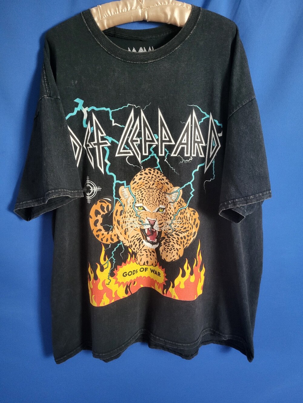 Def Leppard 2XL 25.5" P to p Gods Of War T-Shirt Marble Wash Distressed Look